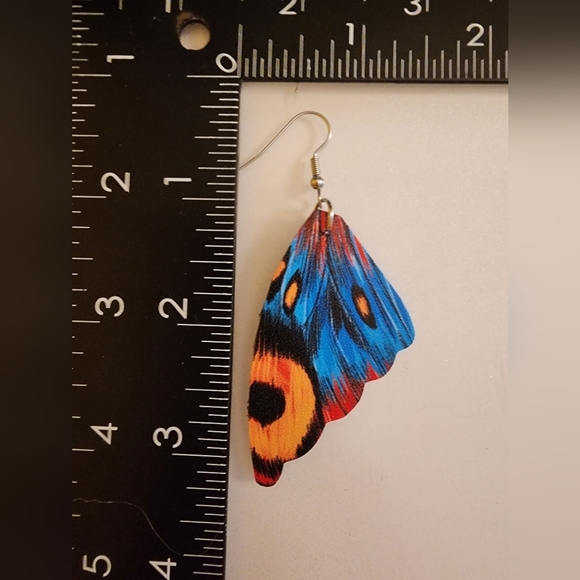 BUTTERFLY Earrings Butterfly Wing Spring Summer Fall - Picture 2 of 2